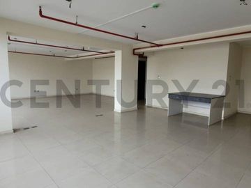 Edificio de oficinas administrativas con renta activa en Venta, San Borja