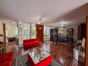 VENTA DE CASA COMO TERRENO EN RESIDENCIAL MONTERRICO, LA MOLINA