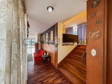 VENTA DE CASA COMO TERRENO EN RESIDENCIAL MONTERRICO, LA MOLINA