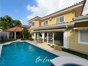 VENDO CASA EN COSTA DEL ESTE, PH PALMERA DEL ESTE (2)