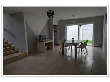 VENDO CASA EN PH AUGUSTA EN BRISAS DEL GOLF