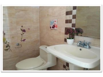 VENDO CASA EN PH AUGUSTA EN BRISAS DEL GOLF