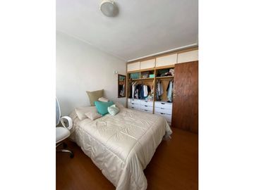 VENTA CASA RECICLADA CON 3 DORMITORIOS PATIO CON PARRILLA