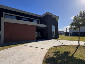 VENTA DE CASA EN Escobar