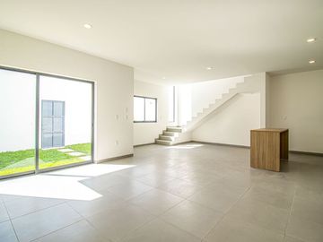 ¡ESTRENA, CASA EQUIPADA CON ALBERCA Y JARDIN PROPIO! A 5 MIN. DE LA DESV DE BURGOS (SUR DE CUERNAVACA)