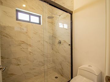 ¡ESTRENA, CASA EQUIPADA CON ALBERCA Y JARDIN PROPIO! A 5 MIN. DE LA DESV DE BURGOS (SUR DE CUERNAVACA)