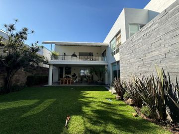 Casa con recamara principal en PB, Fraccionamiento Villas del Lago en Cuernavaca Morelos