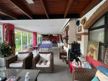 Se vende gran  casa en condominio., Las Rastras Talca