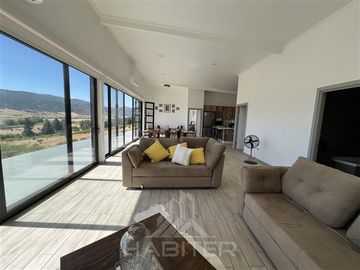 Casa en Venta en Valle de Tapihue