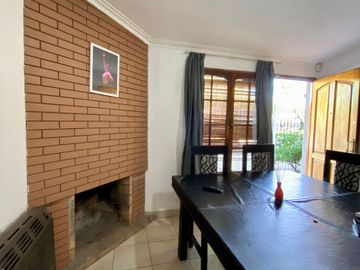 VENTA CASA AMPLIADA BIEN UBICADA-SOEVA-GODOY CRUZ