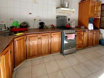 VENTA CASA AMPLIADA BIEN UBICADA-SOEVA-GODOY CRUZ