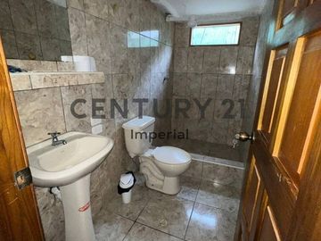 DEPARTAMENTO FRENTE AL MAR DE VENTA EN MOMPICHE MUISNE