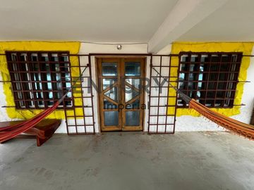 DEPARTAMENTO FRENTE AL MAR DE VENTA EN MOMPICHE MUISNE