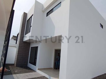 Casa en venta en la zona norte de Portoviejo