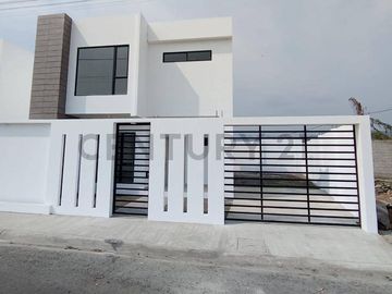 Casa en venta en la zona norte de Portoviejo