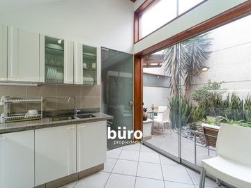 GRAN CASA EN VENTA DIVIDIDA EN 2 SUPERDEPAS INDEPENDIENTES EL OLIVAR SAN ISIDRO