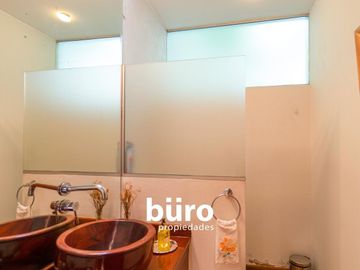 GRAN CASA EN VENTA DIVIDIDA EN 2 SUPERDEPAS INDEPENDIENTES EL OLIVAR SAN ISIDRO