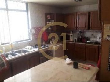 VENTA  AMPLIA CASA EN ANTOFAGASTA