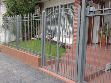 Chalet en excelente estado - Banfield Este