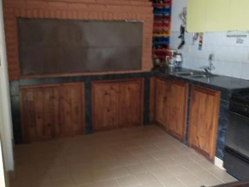 Chalet en excelente estado - Banfield Este