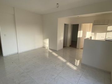 Forest 600, 3  Ambientes a Estrenar C/Balcón Al Contrafrente y Cochera, Oportunidad, Chacarita
