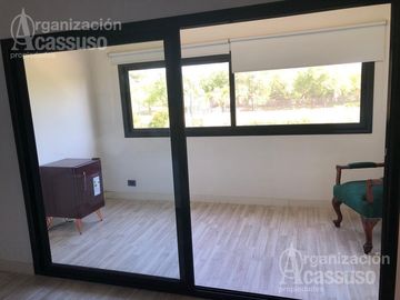 Casa - Barrio Septiembre - Escobar