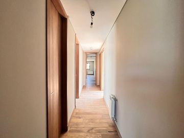 Venta casa de tres dormitorios en PB con galería y pileta - La Rinconada Ibarlucea