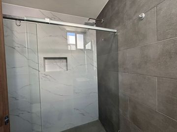 VENTA DE CASA EN LA ANTIGUA CEMENTERA, CUATRO RECAMARAS, EN PUEBLA, PUEBLA