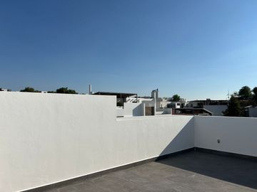 VENTA DE CASA EN LA ANTIGUA CEMENTERA, CUATRO RECAMARAS, EN PUEBLA, PUEBLA
