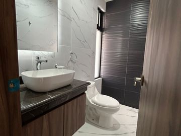 VENTA DE CASA EN LA ANTIGUA CEMENTERA, CUATRO RECAMARAS, EN PUEBLA, PUEBLA