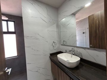 VENTA DE CASA EN LA ANTIGUA CEMENTERA, CUATRO RECAMARAS, EN PUEBLA, PUEBLA