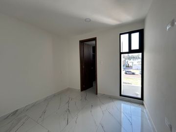 VENTA DE CASA EN LA ANTIGUA CEMENTERA, CUATRO RECAMARAS, EN PUEBLA, PUEBLA