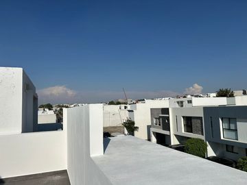 VENTA DE CASA EN LA ANTIGUA CEMENTERA, CUATRO RECAMARAS, EN PUEBLA, PUEBLA