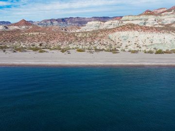 Terreno con Playa,  en Punta Coyote Baja California Sur,
