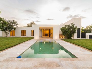 Casa Equipada de 1 piso en venta en Merida en privada Dzidzil Ha