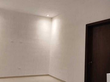 CASA EN VENTA EN CUMBRES ORO PLATINO