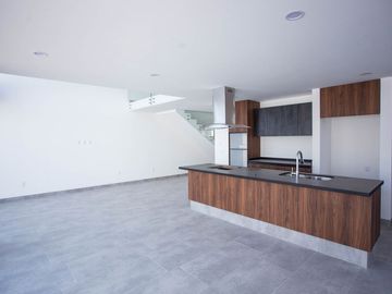 CASA EN VENTA ZIBATA QUERETARO