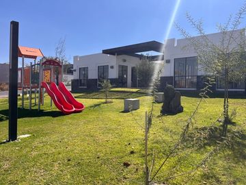 CASA EN VENTA ZIBATA QUERETARO
