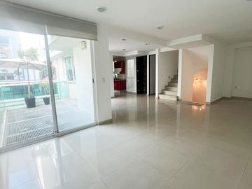 Casa en venta en Calle cerrada en la Florida