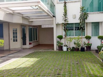 Casa en venta en Calle cerrada en la Florida