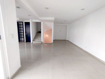 Casa en venta en Calle cerrada en la Florida