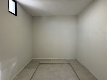 Residencia en Zona Norte de Mérida, Espacios Amplios y Casa Club Exclusiva