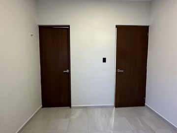 Residencia en Zona Norte de Mérida, Espacios Amplios y Casa Club Exclusiva