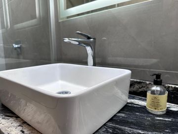 VENTA DE CASA EN PUNTO SUR ESTE