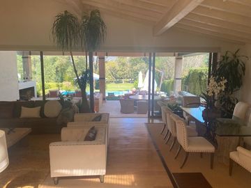 CASA DE REVISTA CLUB DE GOLF AVANDARO