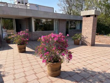 CASA EN LOMAS DE CHAPULTEPEC