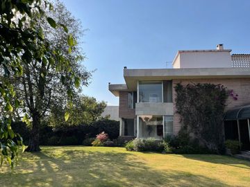 CASA EN LOMAS DE CHAPULTEPEC