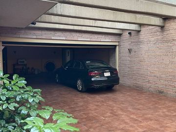 CASA EN LOMAS DE CHAPULTEPEC