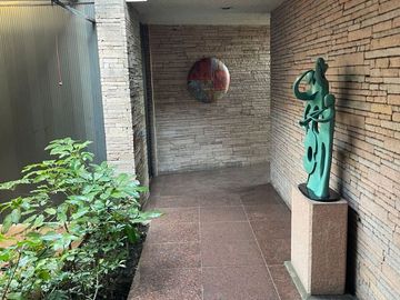 CASA EN LOMAS DE CHAPULTEPEC