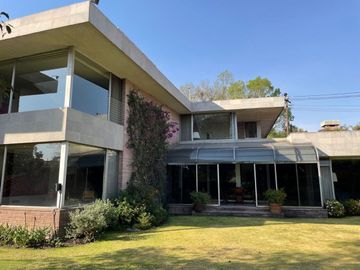 CASA EN LOMAS DE CHAPULTEPEC